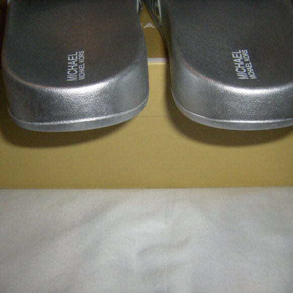 Michael Kors Gilmore Slides Metallic Silver MK Logo Women's Size 10 New In Box - Picture 9 of 15